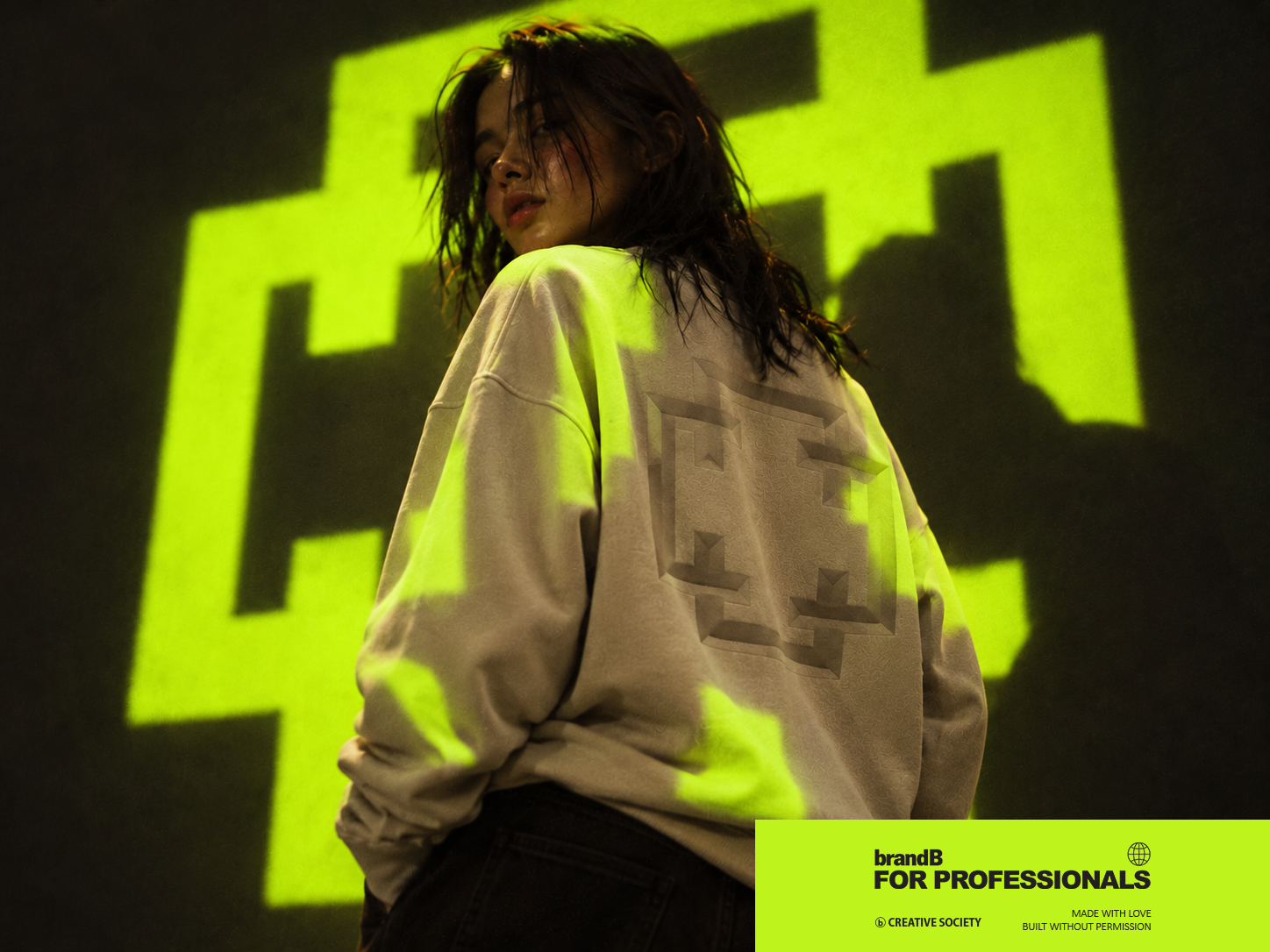 Cream crewneck campaign
